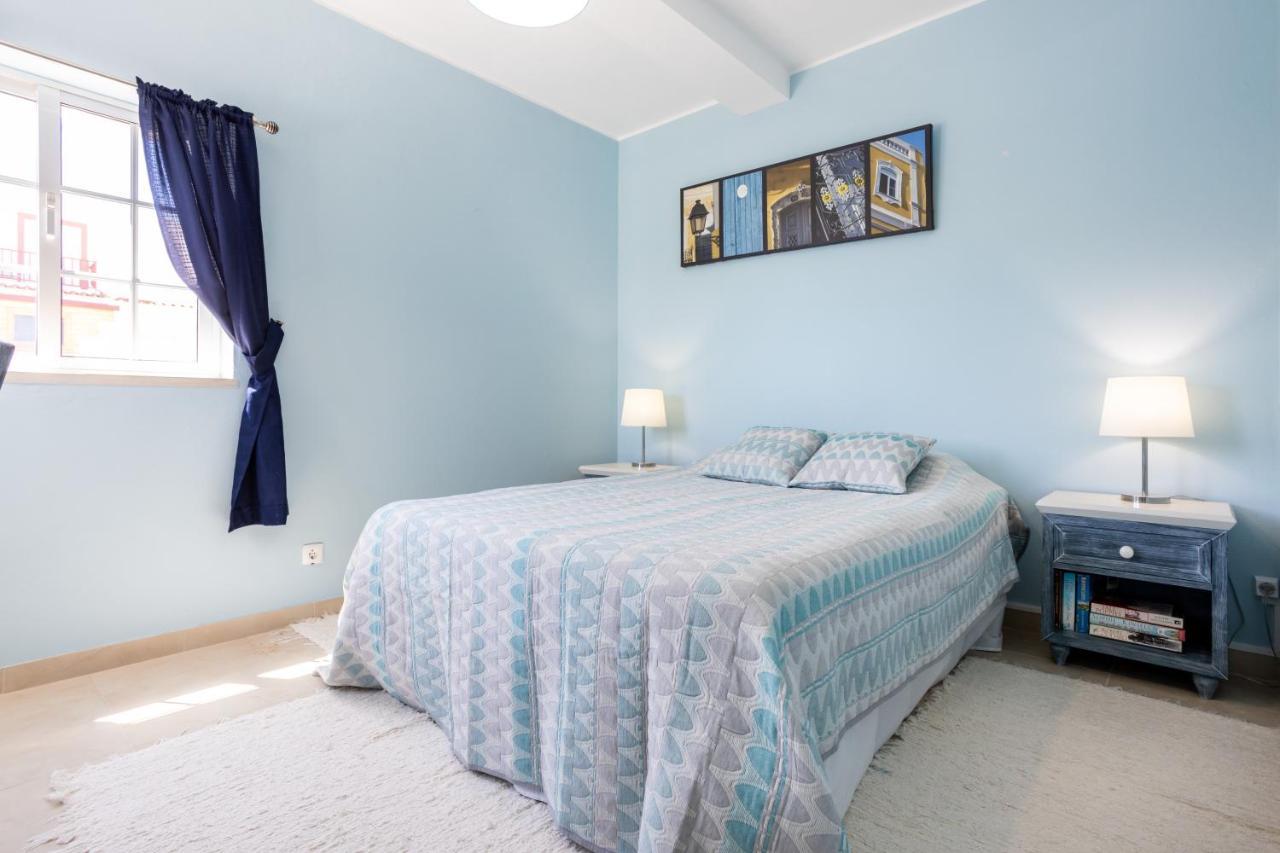 Newly Renovated 2 Bedroom Townhouse - Close To Salema Beach エクステリア 写真