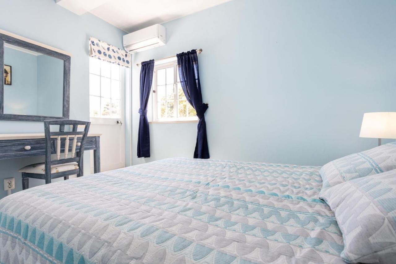 Newly Renovated 2 Bedroom Townhouse - Close To Salema Beach エクステリア 写真