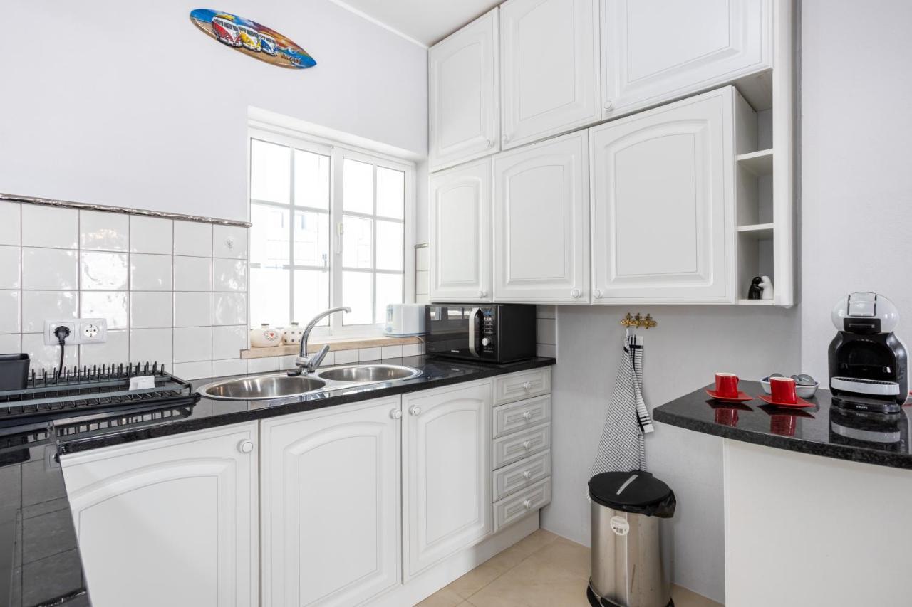 Newly Renovated 2 Bedroom Townhouse - Close To Salema Beach エクステリア 写真